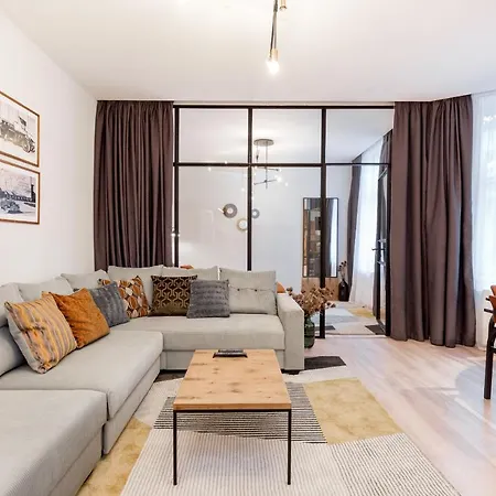 Luxury Presidential In The Absolute Center Budapest